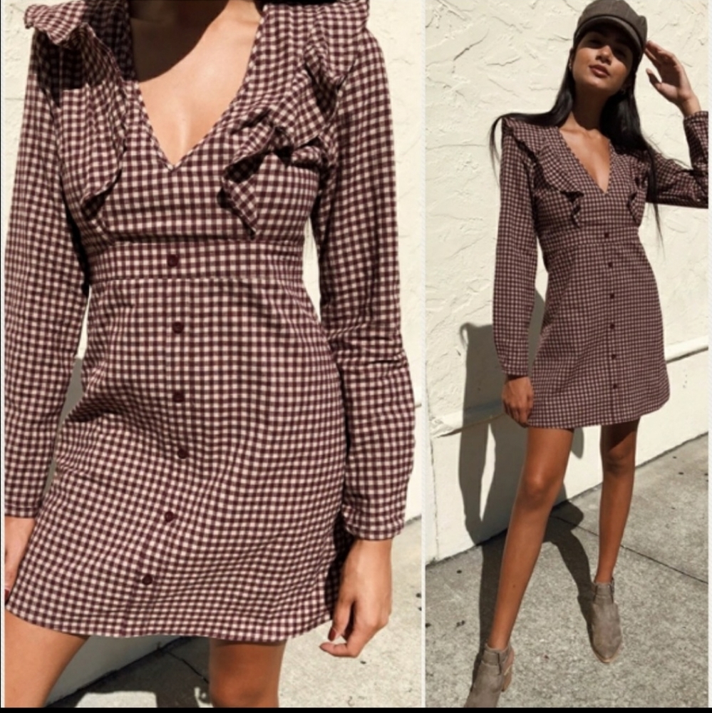 Le Lis Long Sleeve Dress